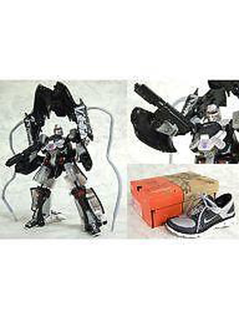Transformers Nike Megatron Transforming Sneakers Toy, Size 7.0