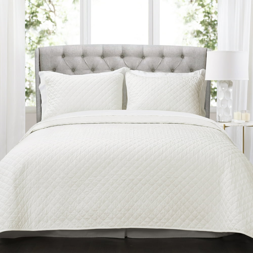 Lush Decor Ava Diamond Solid Cotton Oversized Quilt, King, White, 3Pc