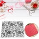 thumbnail image 5 of Carpeta de estampado con patrón de rosas EM200, juego de 2, plantilla de plástico para manualidades con papel, 5 of 10
