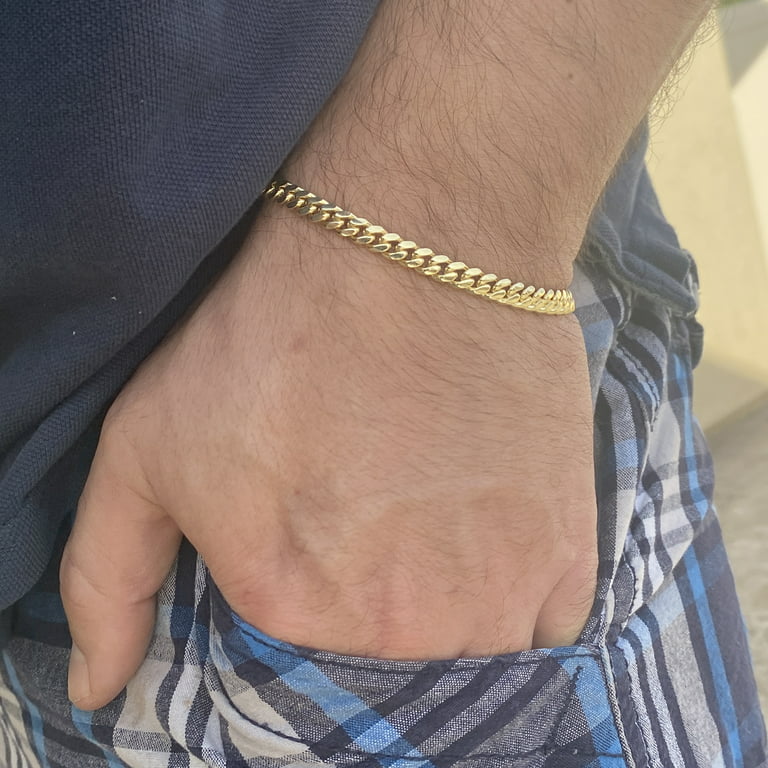 Men’s Figaro Link Chain Bracelet in 18k Gold-Plated Sterling Silver or  Sterling Silver