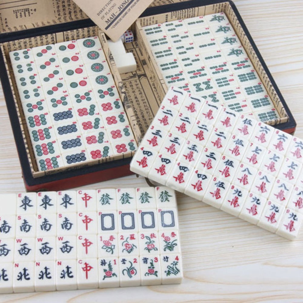Portable Chinese Mahjong Set with 2 Pcs Dice Wooden Carrying Case for Travel Game
