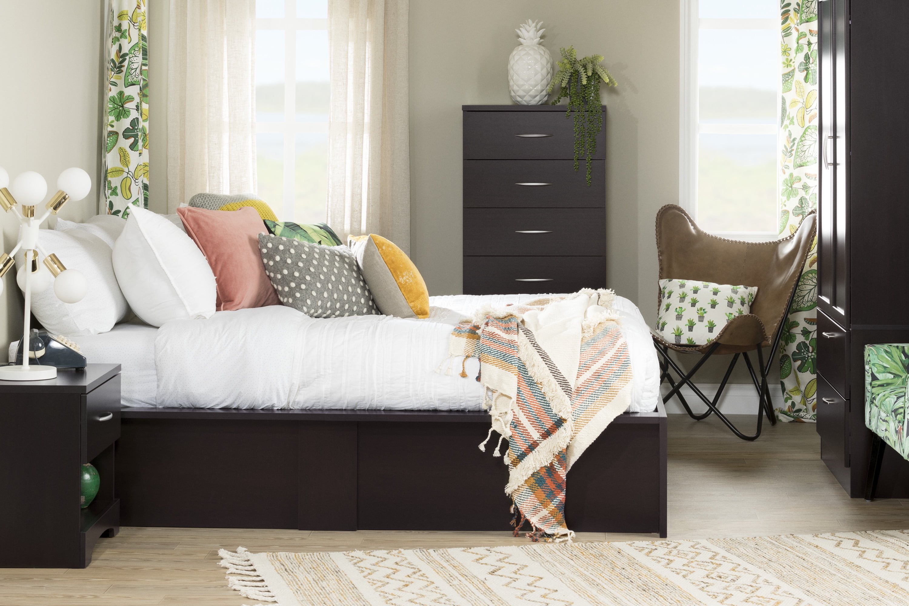 South Shore Step One, Contemporary Chest, Brown
