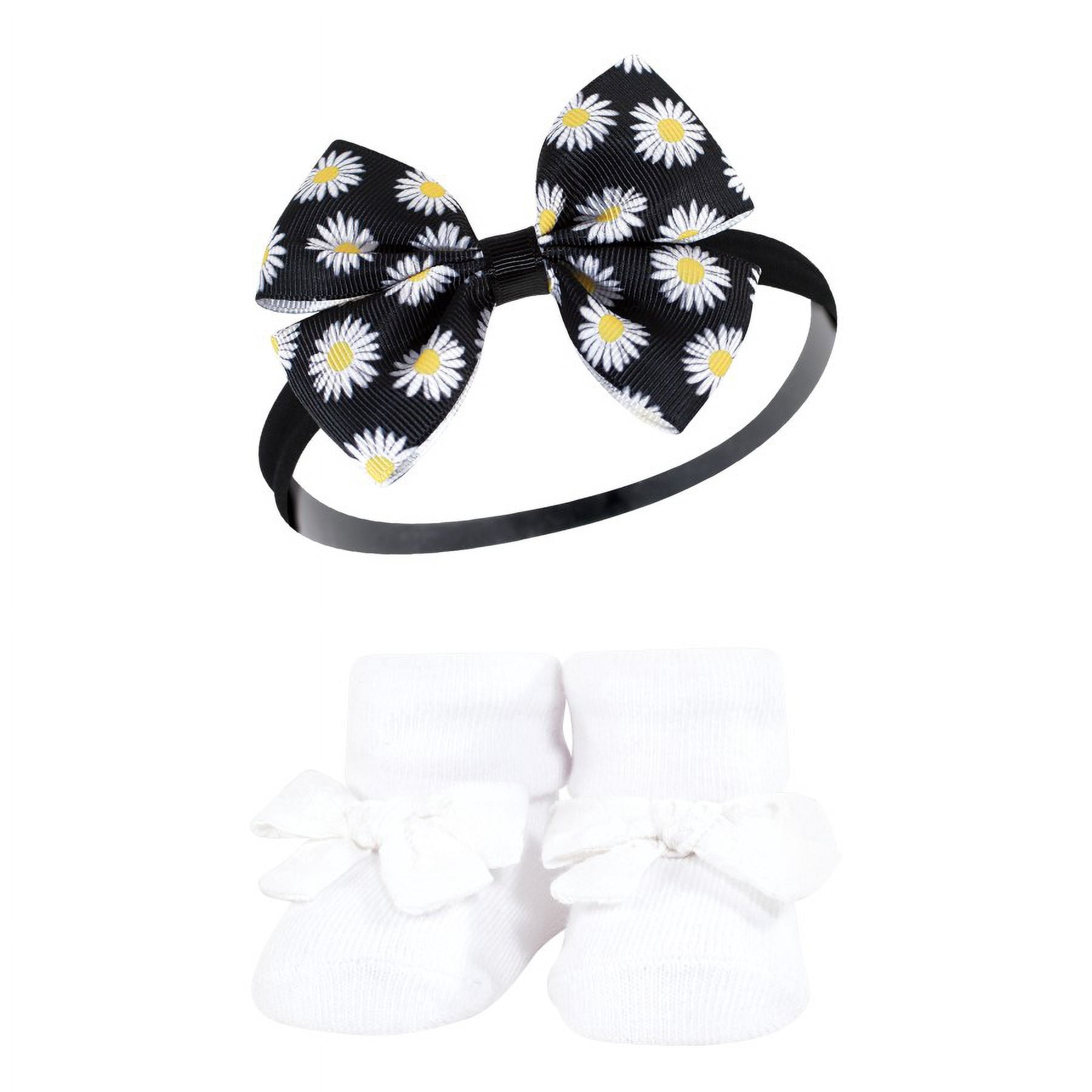 Hudson Baby Infant Girl Headband and Socks Giftset, Black Daisy, One Size