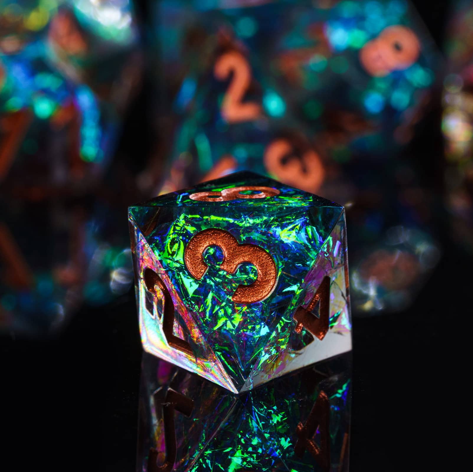 Cusdie 7-Die Sharp Edges DND Dice, Handcrafted Polyhedral Dice Set, for Role Playing Game Dungeons and Dragons D&D Dice MTG Pathfinder