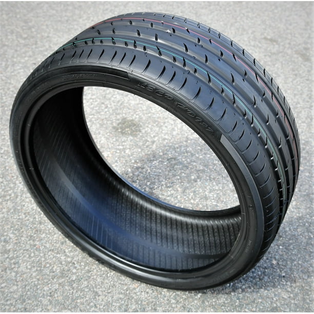 Haida HD927 285/45R22 114V XL Performance Tire