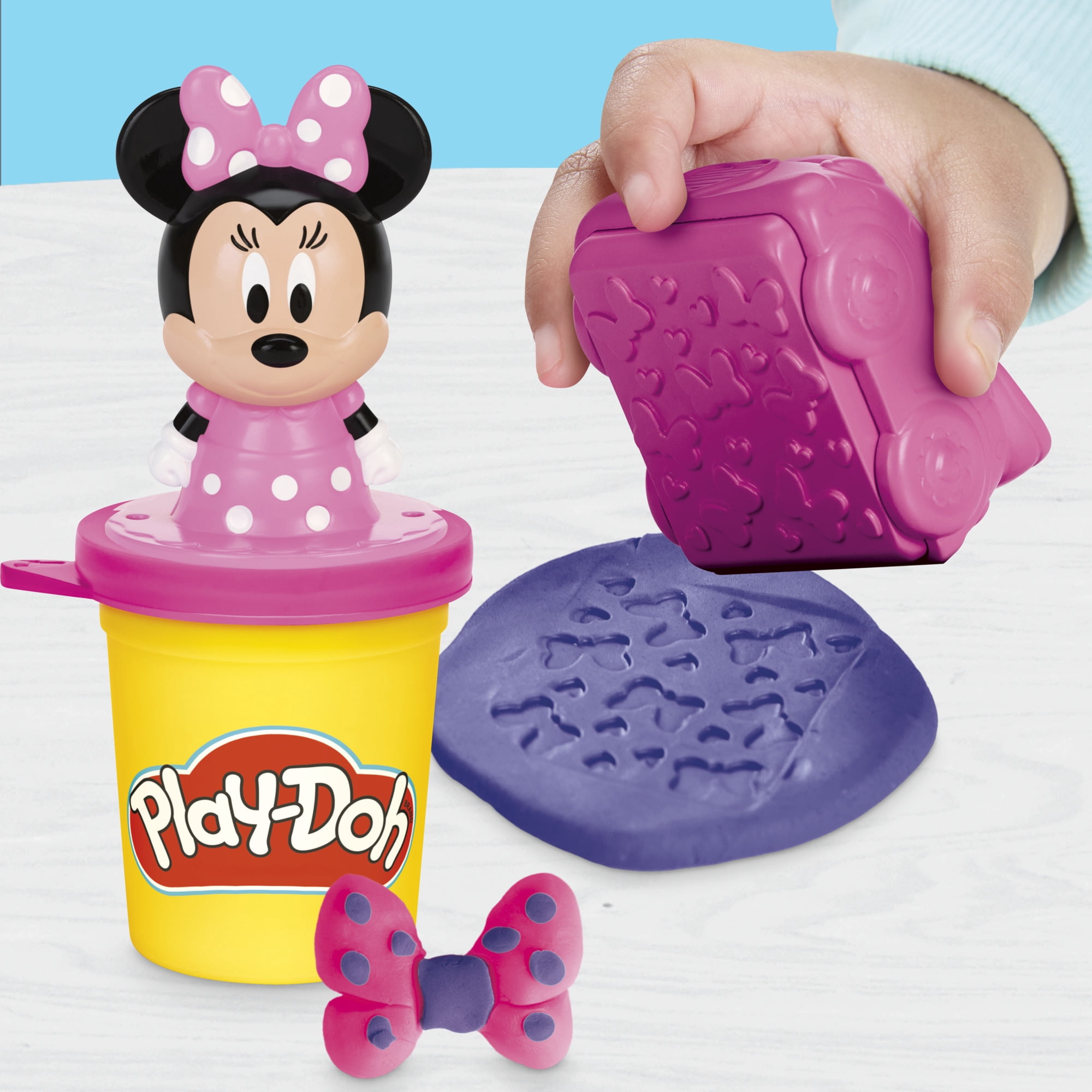 Play-Doh Disney Junior Stamp and Go Minnie Mouse, Kids Arts & Crafts 2+