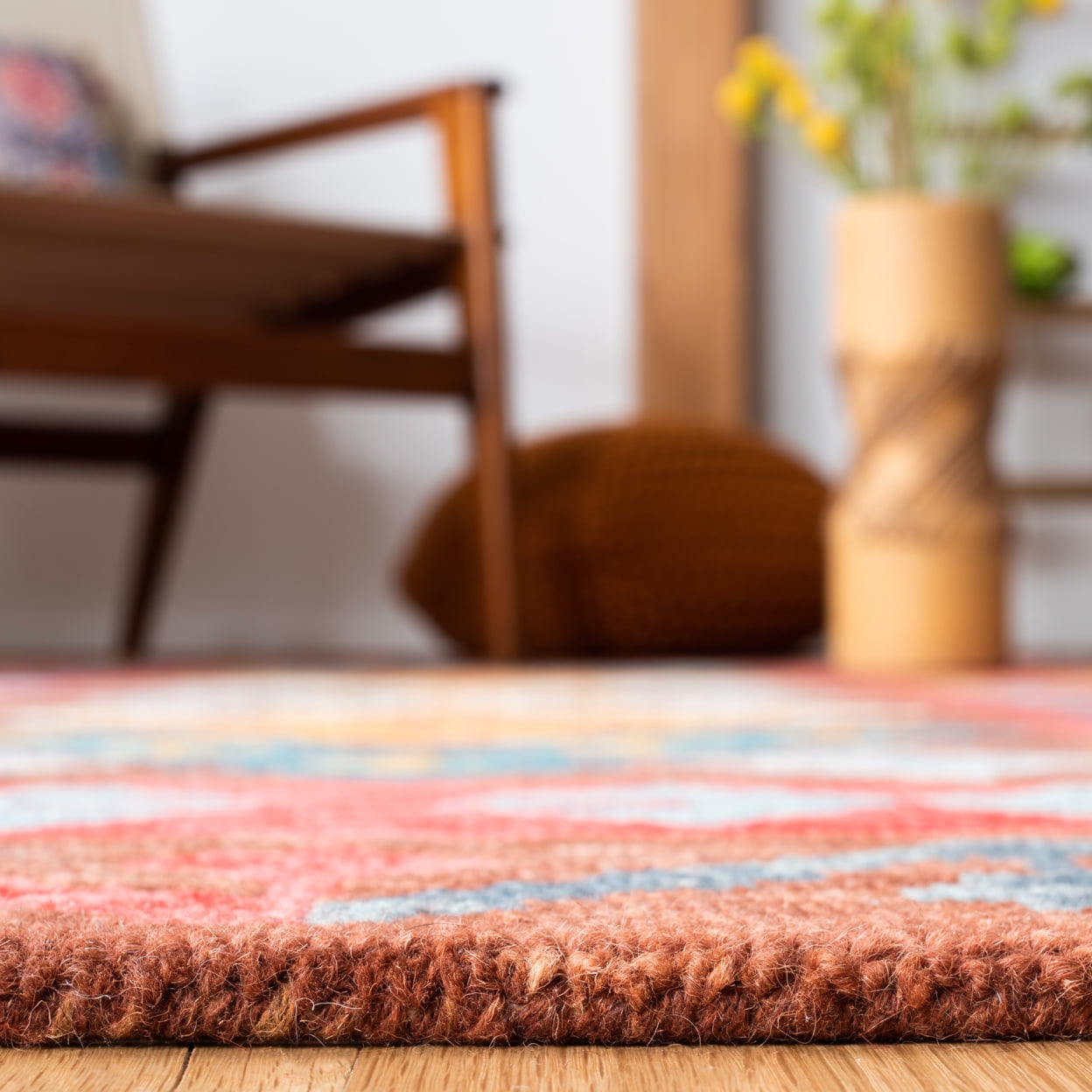 SAFAVIEH Aspen Edna Tribal Area Rug, Brown/Red, 5' x 8'