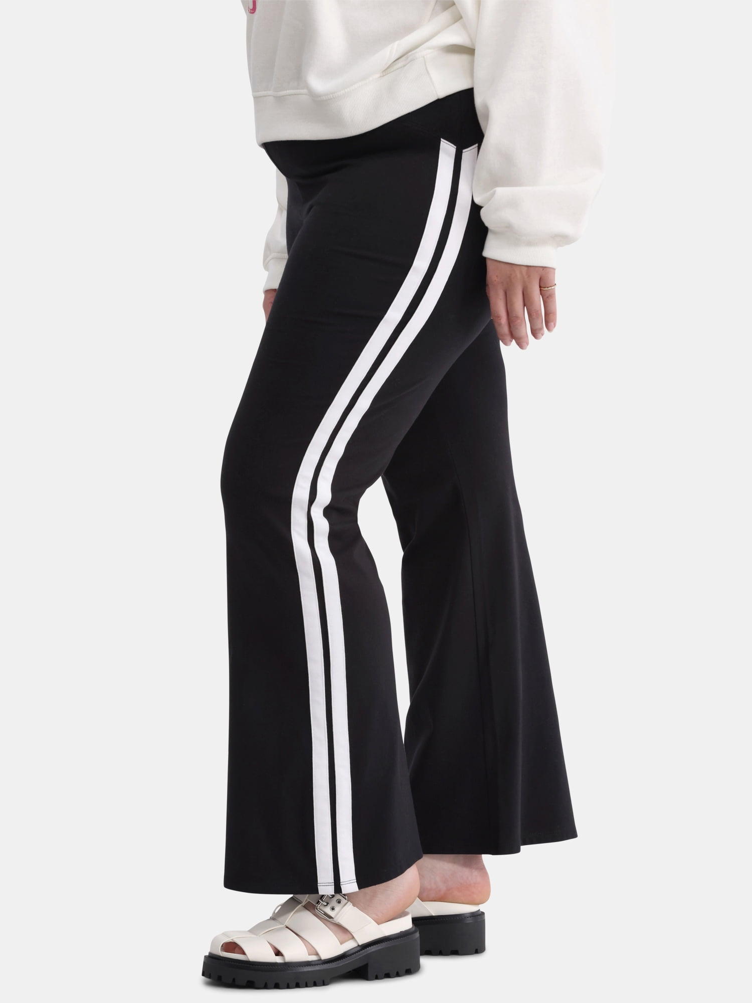 No Boundaries Side Stripe Flare Pants, 31” Inseam, Women's and Women’s Plus