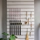 thumbnail image 5 of Soporte de pared para cañas de pescar, soporte para hasta 6 cañas, soporte vertical para cañas de pescar, antideslizante para almacenamiento en garaje, 5 of 6