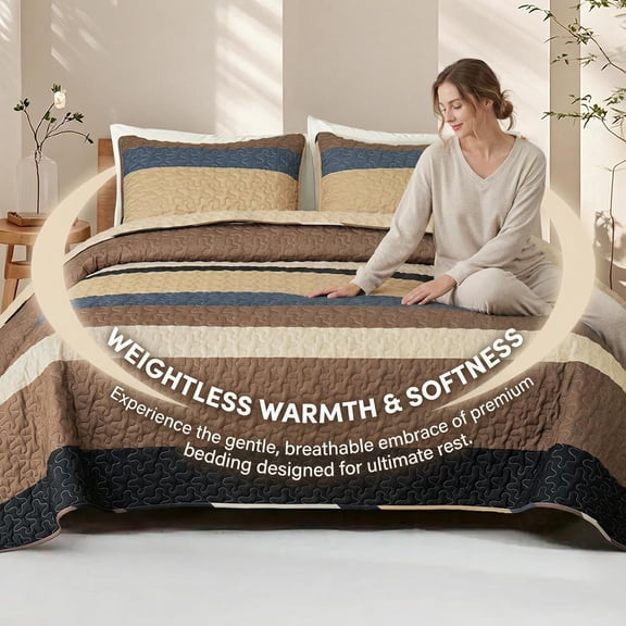 King Size Quilt Set - Reversible Camel Quilt with 2 Pillow Shams, Lightweight Striped Oversized Bedspread Coverlet for All Seasons