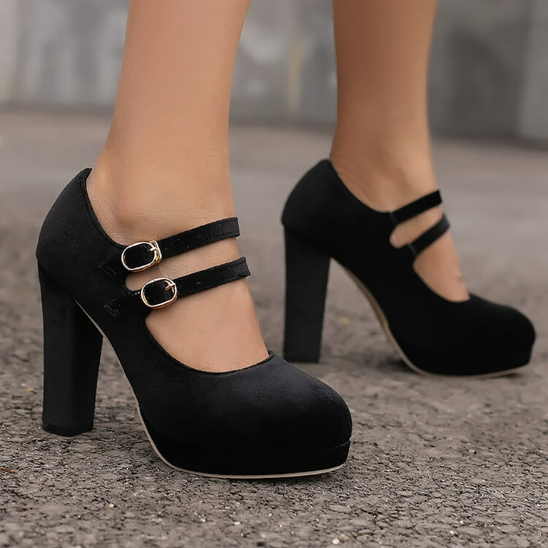 Round toe stiletto deals heels