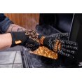 thumbnail image 3 of Guantes de horno Traeger con agarre de silicona resistente al calor, 3 of 9