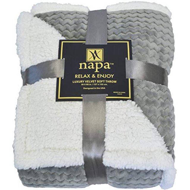 Tirrinia Super Soft Sherpa Throw Blanket Grey Chevron 50" x 60" Reversible Fuzzy Micro Plush All Season Fleece TV Blanket for Bed or Couch