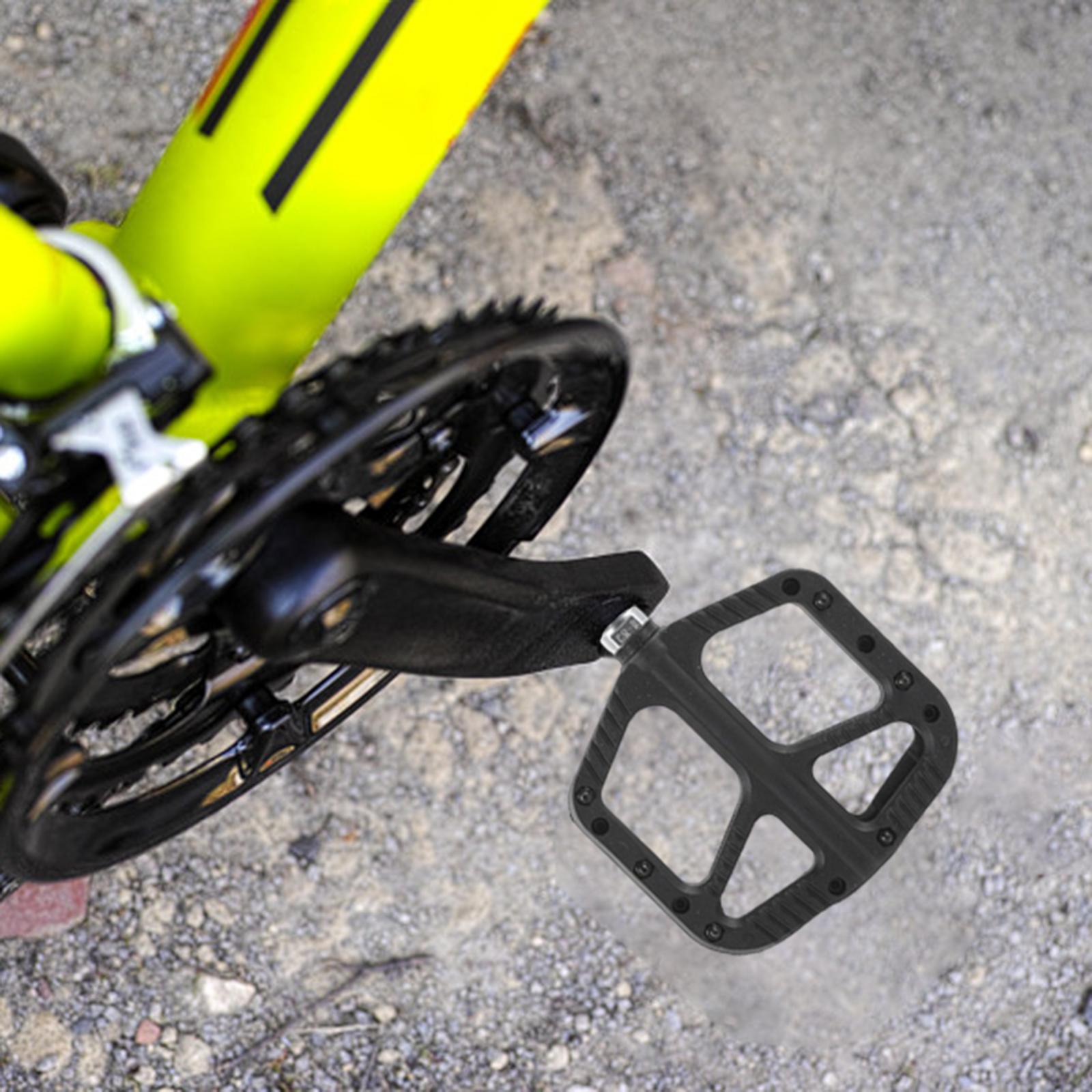 2x Mountain Bike Pedals Universal Ultralight with Anti Skid Nails Replacement Platform Pedals