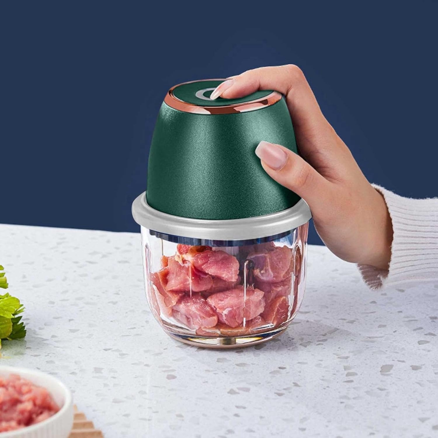 Electric Garlic Chopper, Mini Food Processor Portable Veggie Cutter, USB Rechargeable Wireless Chopper with 4 Blades for Garlic Chili Onion Fruit Meat Ginger（green）