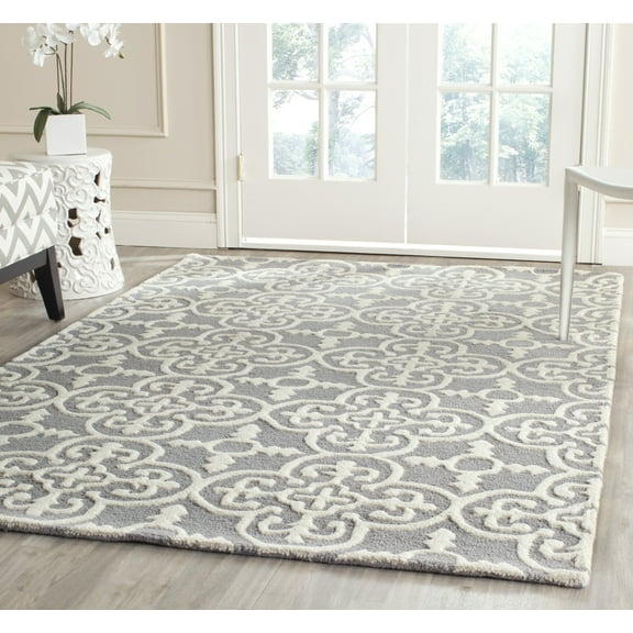 SAFAVIEH Cambridge Kimberly Geometric Wool Area Rug, Silver/Ivory, 4' x 6'