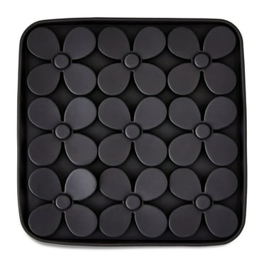 Vibrant Life Silicone Shamrock Snuffle Mat, Black, 8" x 8"