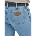 thumbnail image 2 of Vaqueros Wrangler de corte vaquero, ajustados, para hombre, lavado envejecido, 2 of 4