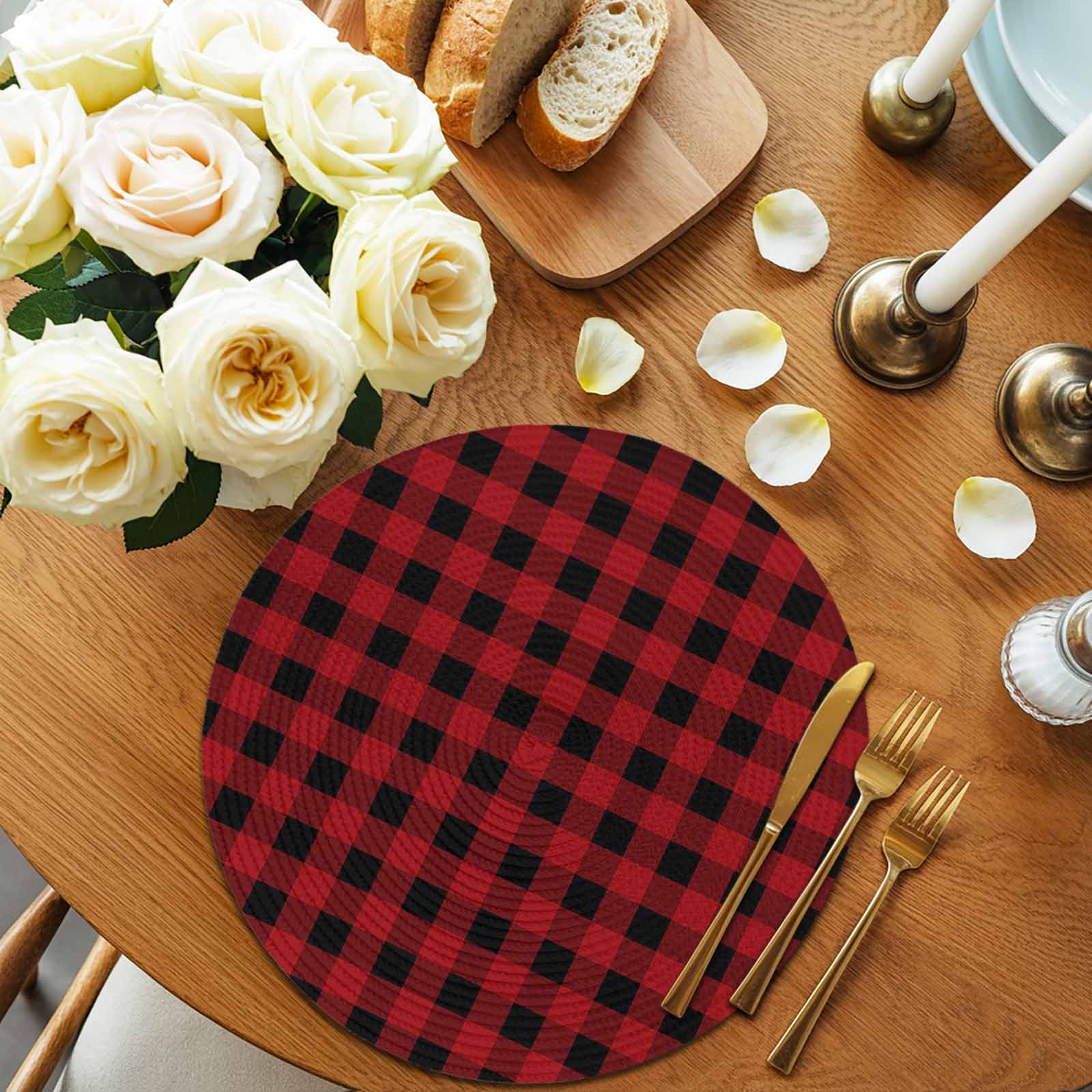 Round Placemats Set of 4 Christmas Buffalo Plaid Place Mats Washable Woven Placemat Red and Black Checkered Circle Braided Table Mat for Kitchen Dining Table Party Home Decor 15 Inch