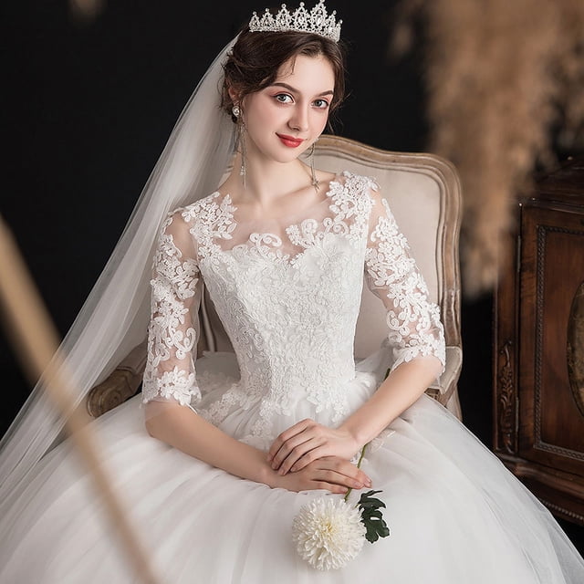 Vestido de novia de encaje de manga media de corte entallado con hombros descubiertos y fantasía de primavera de talla grande