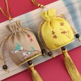 thumbnail image 3 of Sonducket Bolsita con cordón, bolsa de tela colgante portátil de estilo chino, regalos, colgante, recuerdo de fiesta, adorno de joyería Ropa, zapatos y accesorios Miscelánea Amarillo, 3 of 6