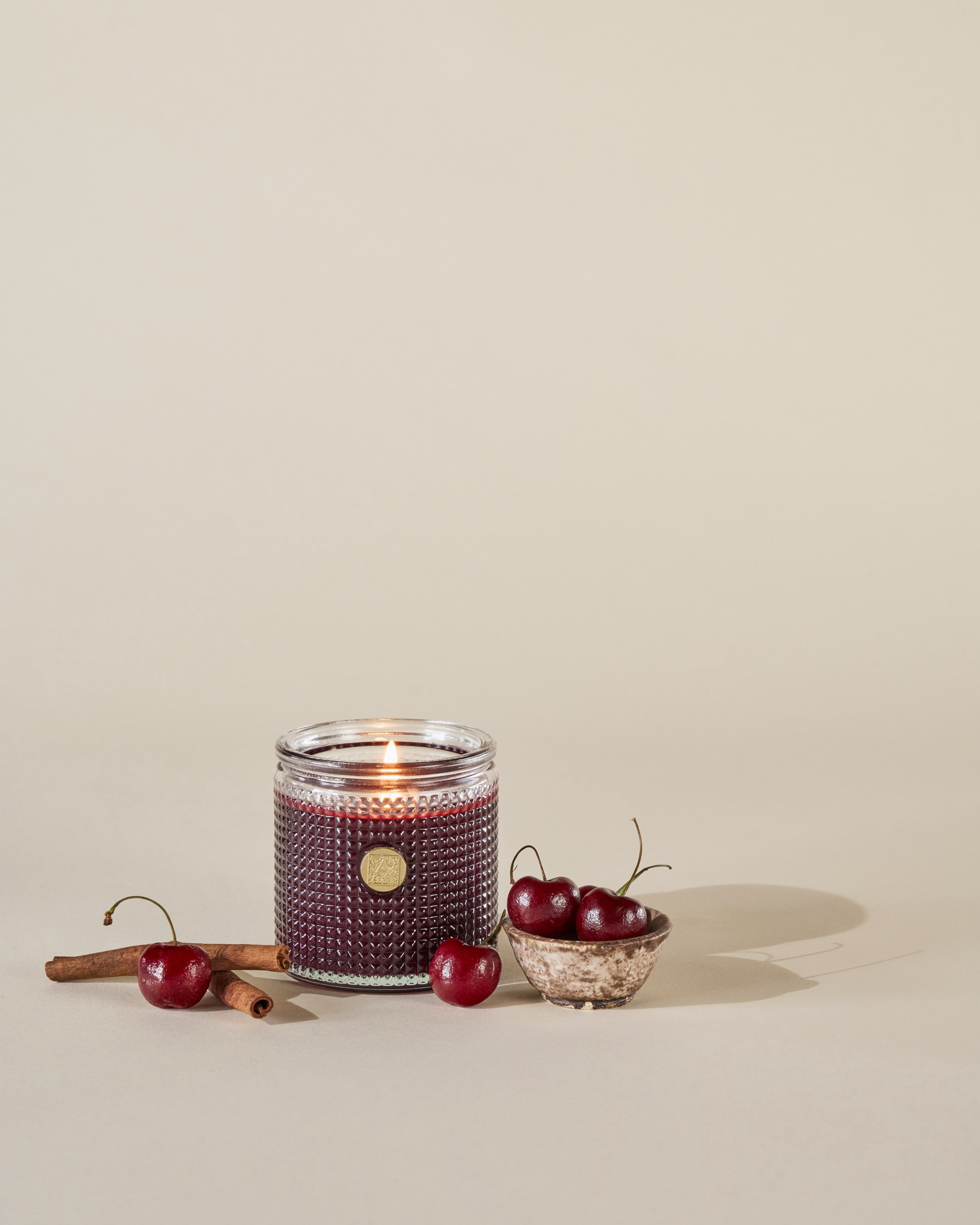 AUTUMN CHERRY Aromatique Textured Glass 6 oz Scented Jar Candle
