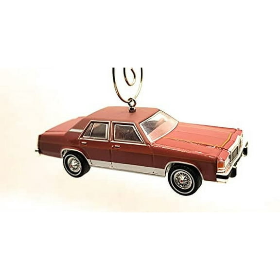 1979 Ford LTD Sedan Christmas Ornament 1:64 Red