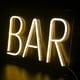 thumbnail image 2 of Hot Bar Letrero de neón LED Letreros de pared de neón Luz de letra de neón grande Luz de neón nocturna USB para bar Hotel Sala de juegos interior Cóctel Cerveza Fiesta de bodas, 2 of 5