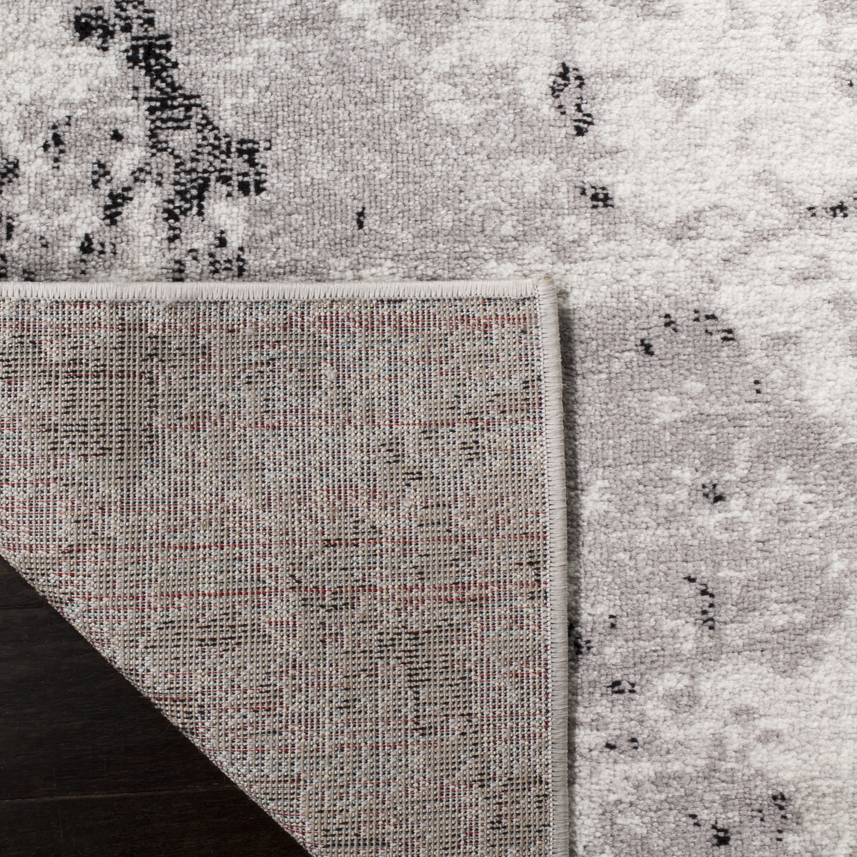 SAFAVIEH Skyler Joisse Distressed Area Rug, Grey/Ivory, 8' x 8' Round