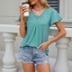 thumbnail image 3 of Camiseta de manga corta con cuello en V y pliegues para mujer, corte holgado, color liso, para uso informal o en la playa, 3 of 5