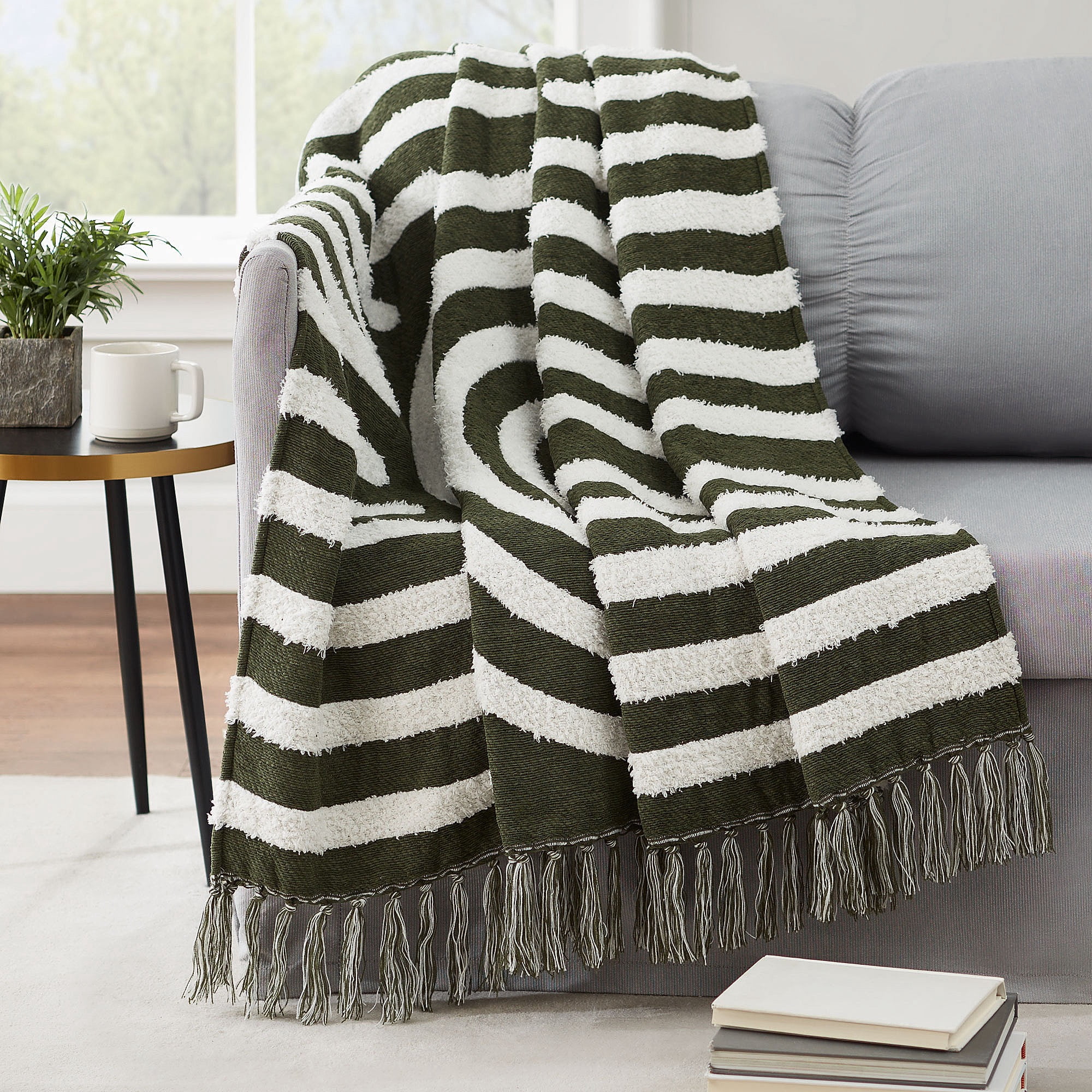 Better Homes & Gardens Textured Cozy Woven Chenille Throw, 50"x72", Green Arch