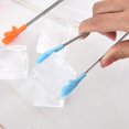thumbnail image 4 of Pinzas de silicona de 5 pulgadas, 3 piezas, pinzas de silicona con forma de mano para alimentos, 4 of 5
