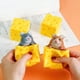 thumbnail image 3 of 3 piezas Squeeze Mouse Toys Cheese Mouse Cup Juguetes sensoriales Stress Relief Squeeze Toys Color aleatorio, 3 of 3
