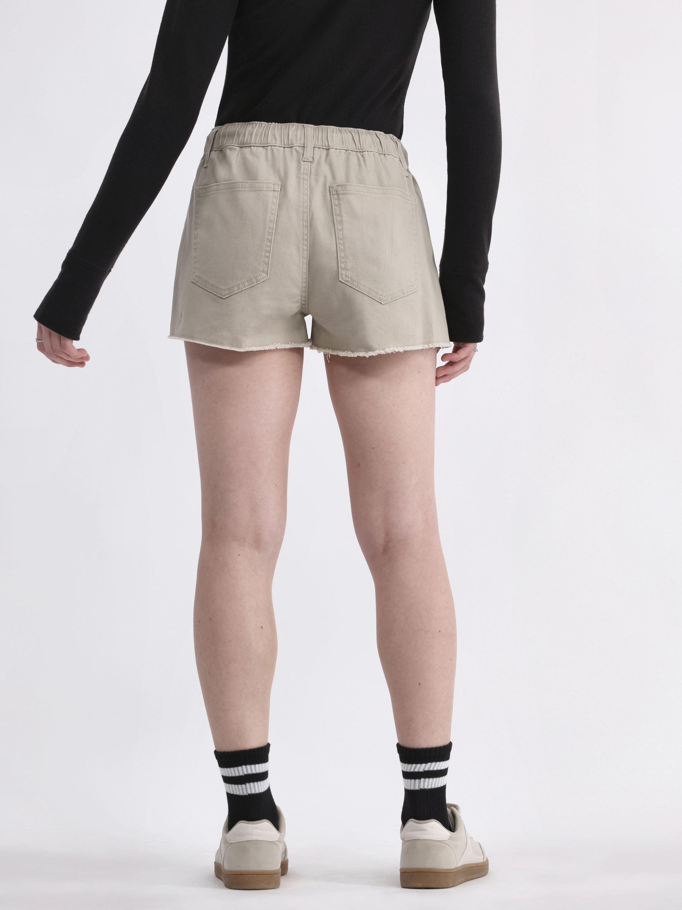 No Boundaries Porkchop Pocket Utility Short with Tie