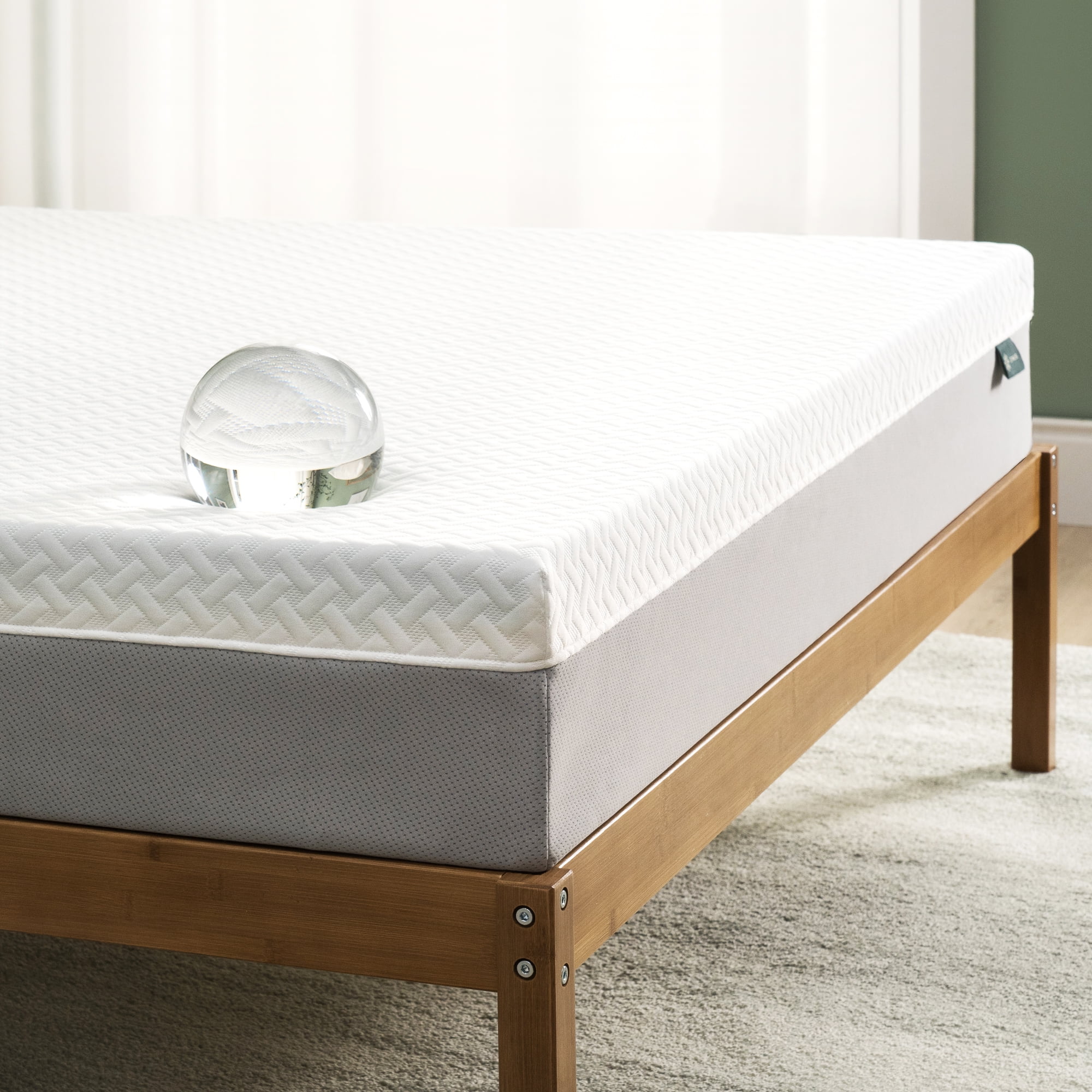 Zinus 8 inch Green Tea Essential Memory Foam Mattress