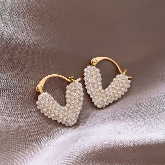 Unique Luxury New Design Imitation Pearl Heart Earrings for Women Wedding Promotion Fashion Jewelry Metal Gold