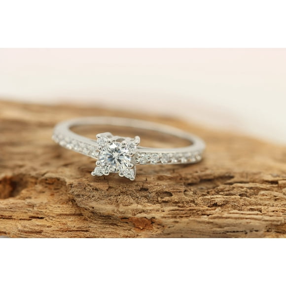 Poshadime 1/2cttw Round Cut Simulated Diamond Engagement Rings In 18K White Gold Plated (0.50 Carat, VVS1-VVS2 Clarity, White Color), Ring Size-10
