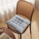 thumbnail image 5 of Cojín para Silla, Almohadón para Asiento con Correas, Almohada Acolchada Cómoda, 40x40 cm, para Oficina, Aula, Taburete de Hogar con Fondo Antideslizante, Poliéster, Verde, 5 of 6