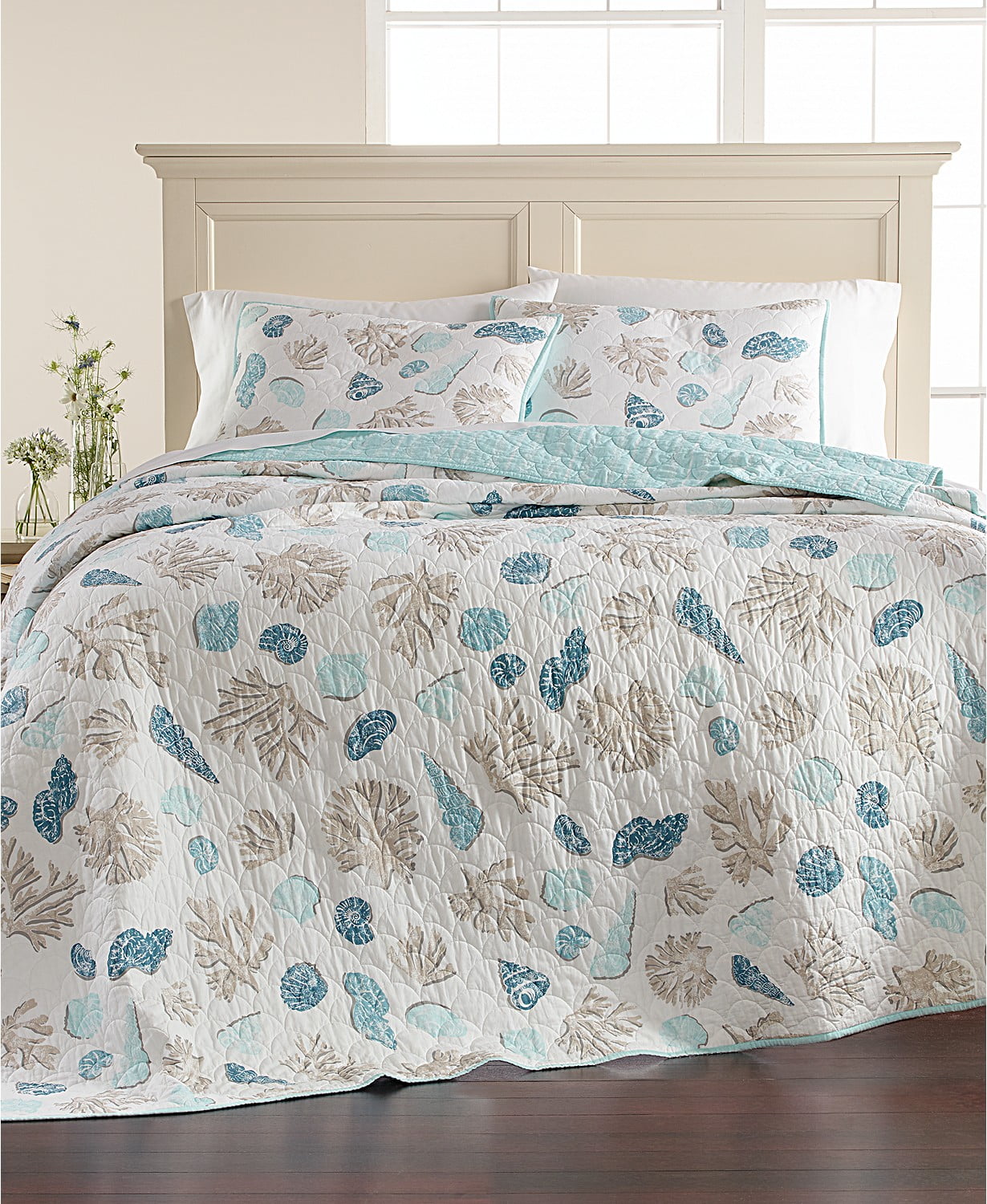 Martha Stewart Collection 92 Inches x 106 Inches Beach Finds Reversible