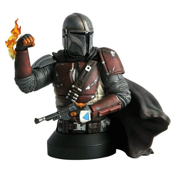 Star Wars The Mandalorian Beskar Pauldron 1:6 Scale Collectible Mini Bust - Exclusive 2020