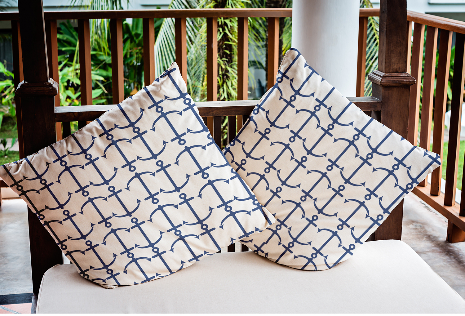 18" x 18" Simply Daisy Anchor Pattern Indoor/Outdoor Pillow, Nautical Navy Qty 1