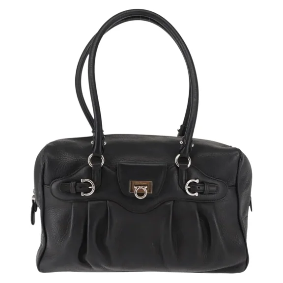 Pre-Owned Salvatore Ferragamo Gancini Buckle Leather Black Leather Shoulder Bag Bag