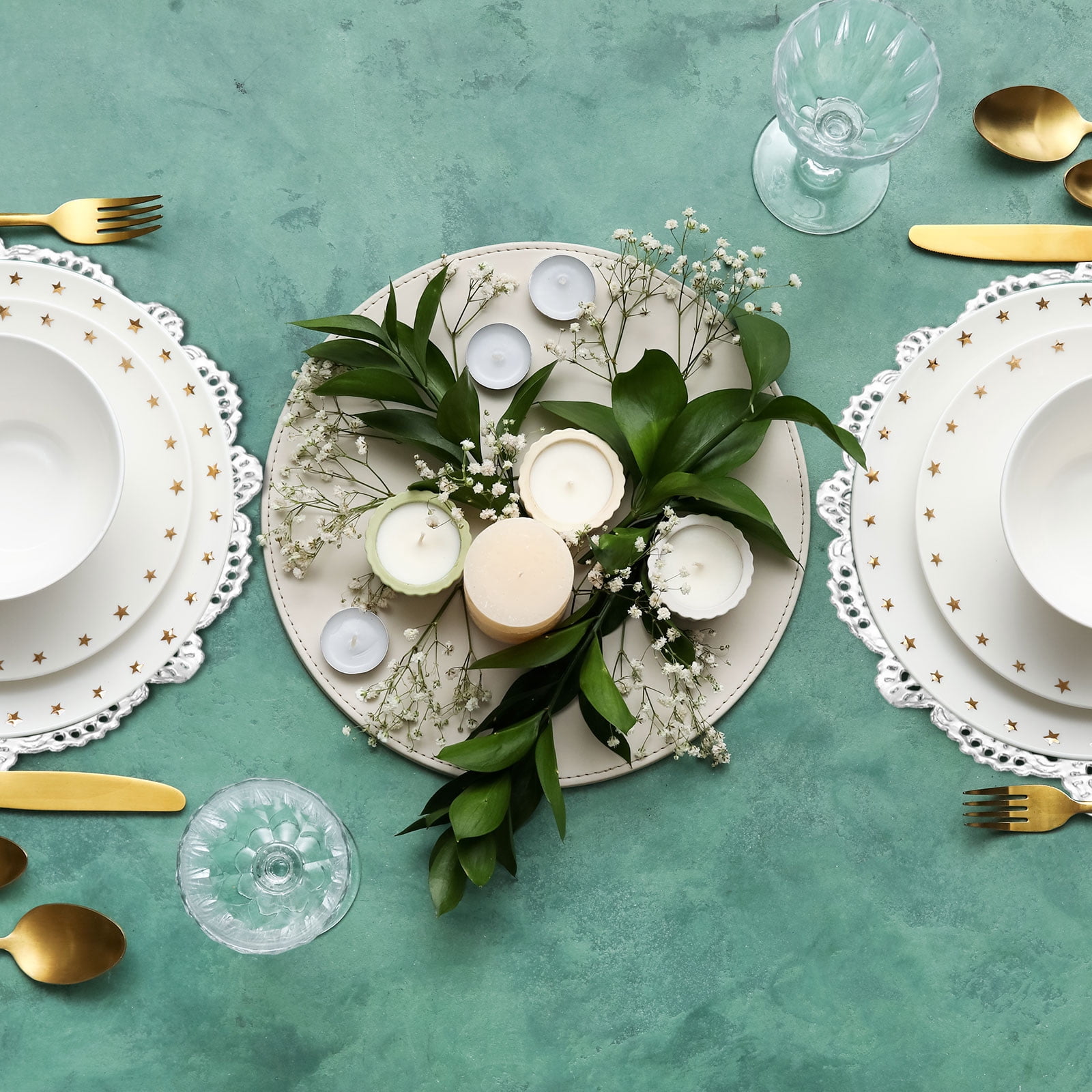 Unique Bargains 100 Pcs Round Paper Doilies 3.5 Inch Disposable Lace Doilies for Food