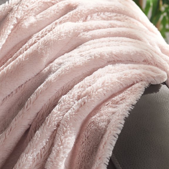SAFAVIEH Dalson Pom Pom Throw Blanket Pink