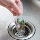 thumbnail image 1 of unbranded 400Ud Descartable Para Lavabo Hogar Con Malla Elástica Y Segura, 1 of 6