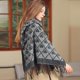thumbnail image 2 of Estampado de amor, bufandas de otoño e invierno, bufandas a cuadros, temperamento de moda, borlas, bufandas cálidas, chales, gris claro, 2 of 5