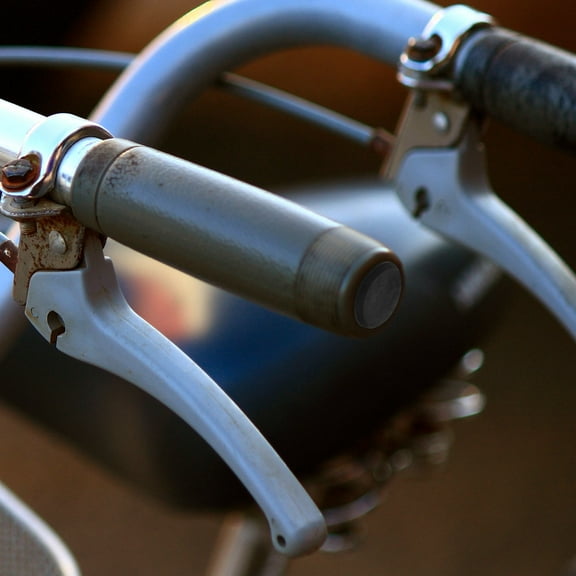 IFANLANDOR 10pcs Road Mountain Bike Handlebar End Caps Black