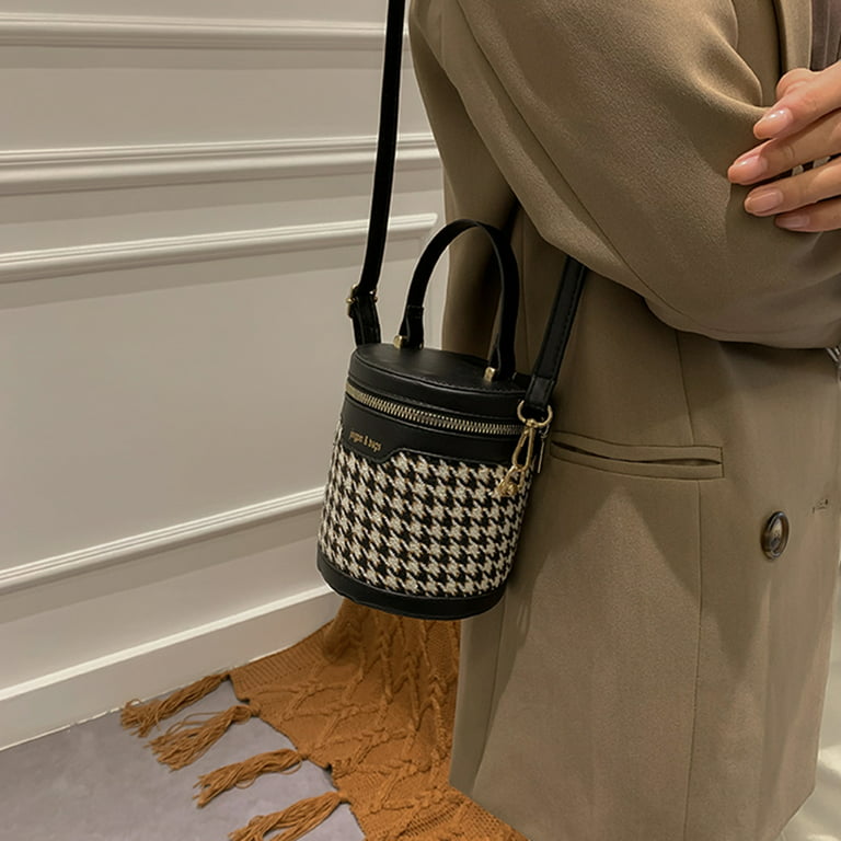 Houndstooth Pattern Bucket Bag With Coin Purse