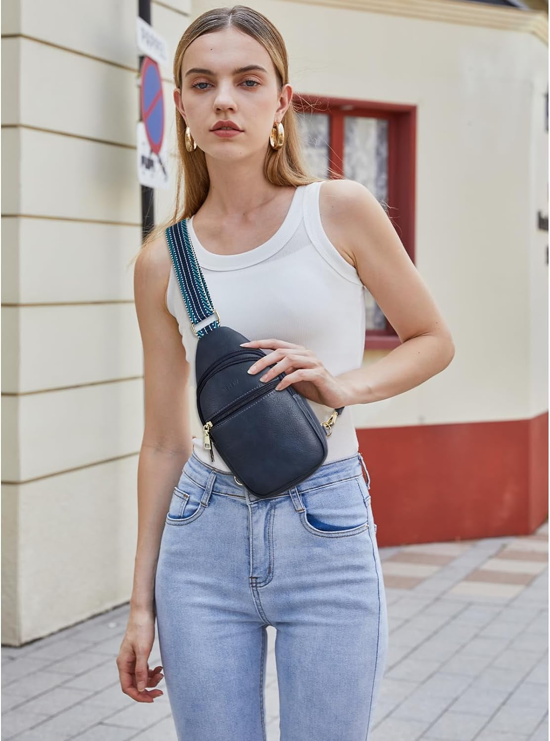 Sling Bag for Women Crossbody Fanny Packs for Women Leather Sling Chest Bag
