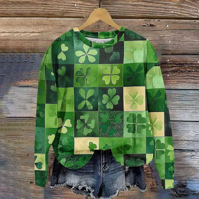 Xuyuer St. Patrick's Day Round Neck Sweatshirt for Women Lucky Shamrock Long Sleeve Shirt Ireland Gift Clover Print Fit Casual Pullover Fashion Loose Tops